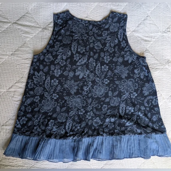 NWOT Abercrombie Kids Blue Floral Top With Chiffon Ruffle Size 15/16(Bust 32/34) - Picture 6 of 9